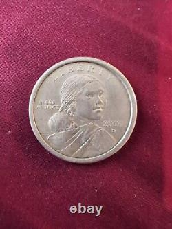 2000 D Sacagawea One Dollar Coin US Liberty Gold Color