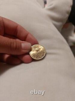 2000 D Sacagawea One Dollar Coin Us Liberty Gold Color Circulated
