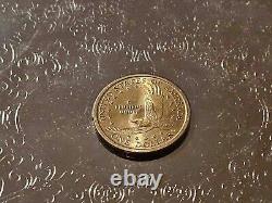 2000-D Sacagawea gold coin Great condition