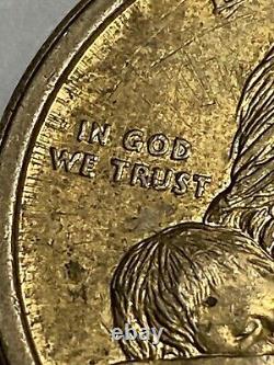 2000 P Sacagawea One Dollar Coin US Liberty Gold Color