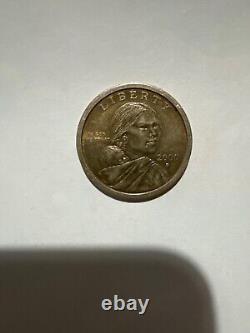 2000 P Sacagawea One Dollar Coin USA Gold Color Circulated